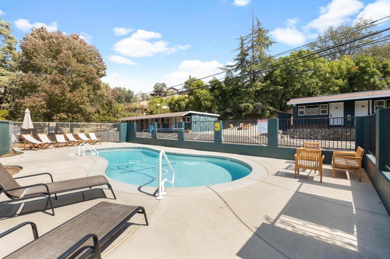 The Belle Sequoia Motel Rm9 Three Rivers Dış mekan fotoğraf
