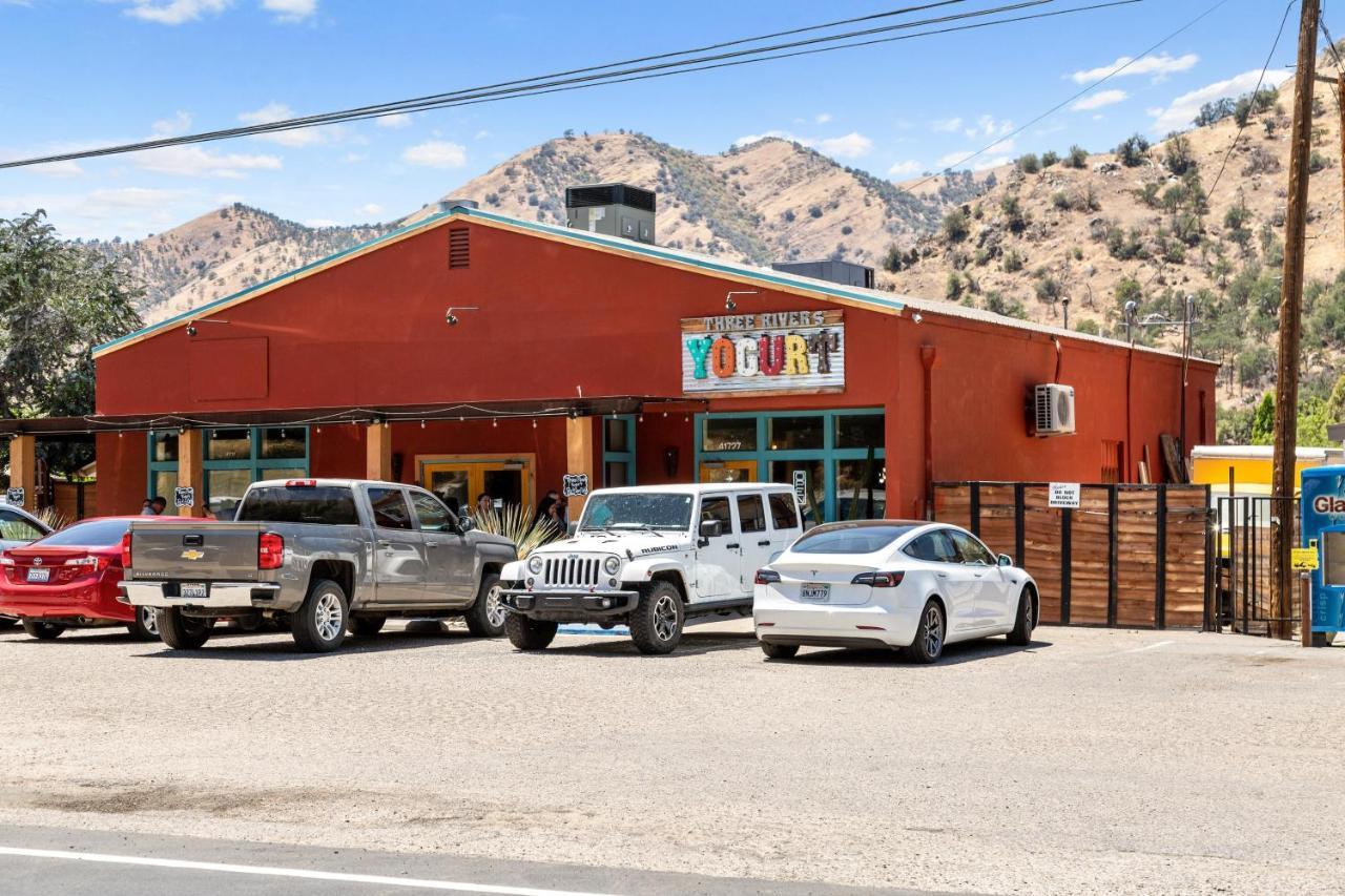 The Belle Sequoia Motel Rm9 Three Rivers Dış mekan fotoğraf