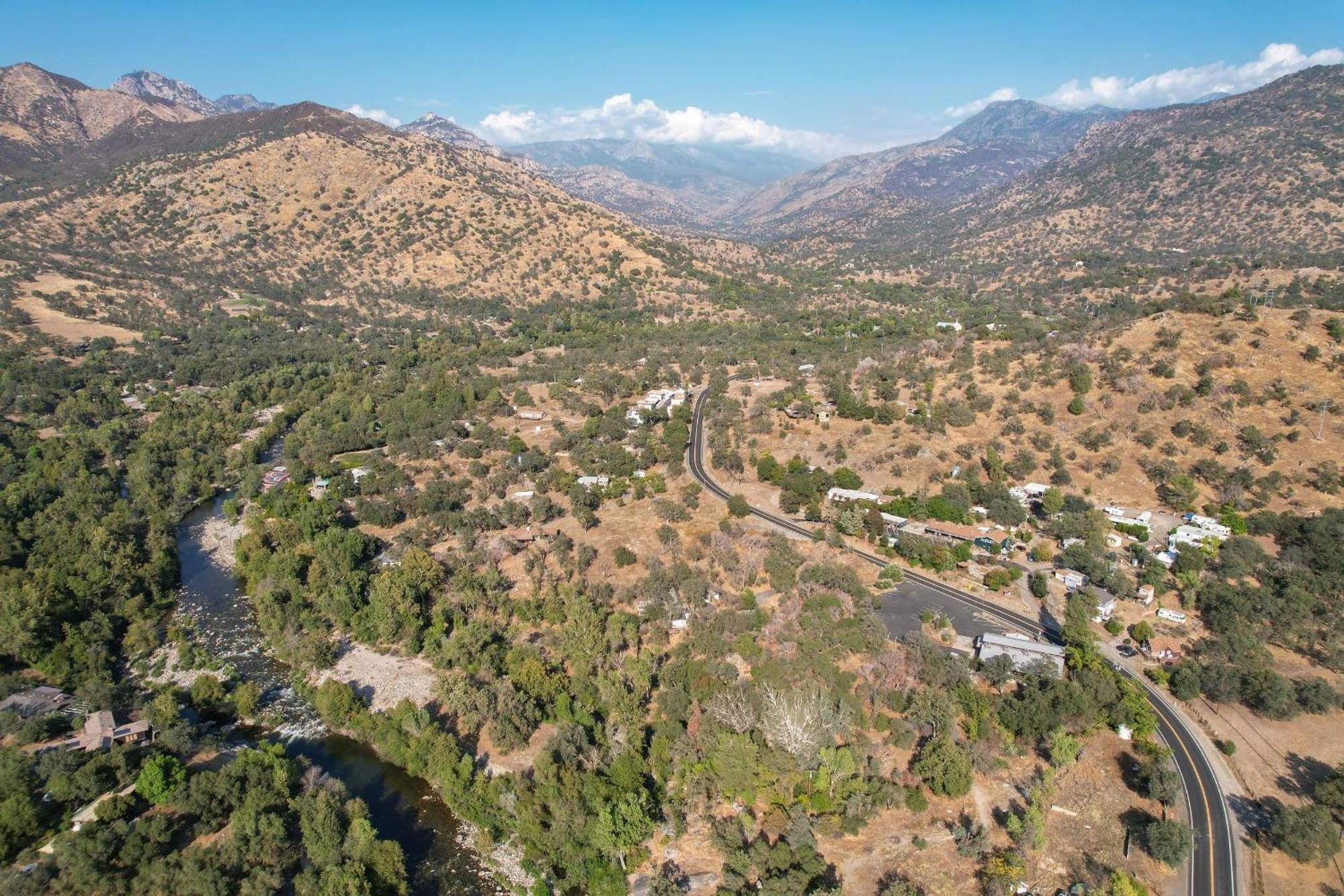 The Belle Sequoia Motel Rm9 Three Rivers Dış mekan fotoğraf